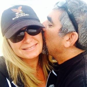 Meet your Posher, Cynthia